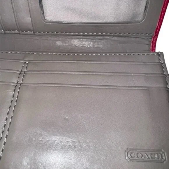 Coach Park Ocelot Print w/Red Trim Bi-Fold Wallet with Turn Lock Closure - Picture 7 of 9